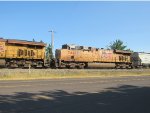 Trailing unit on NB in Woodburn